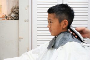 【男の子】髪の毛の切り方のコツや道具は？初めての自宅カットの