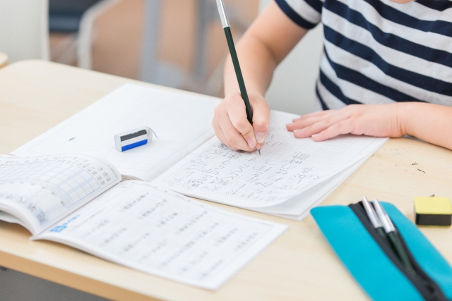 小学一年生の宿題はいつから始まる?量は?どんな内容?