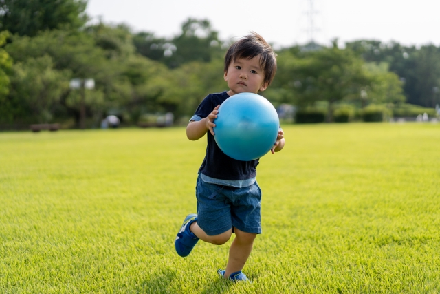 【2歳】ボール遊びのアイデア
