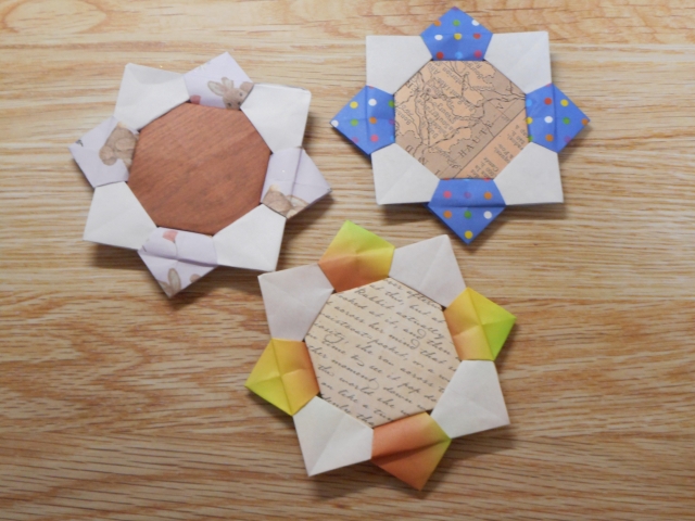 2色の折り紙を組み合わせて作るメダル