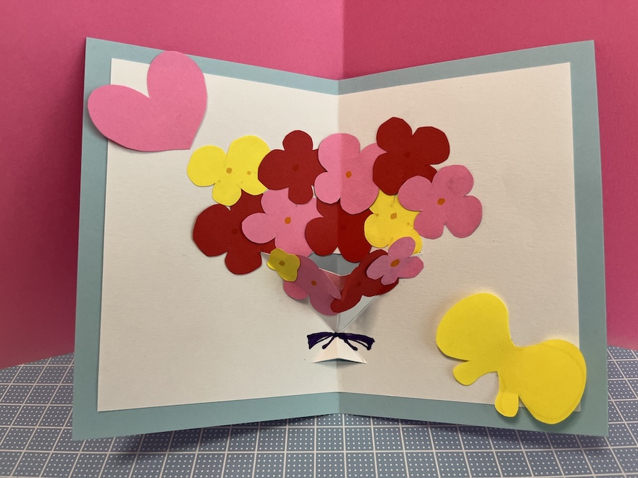 花束の切り込み型カード